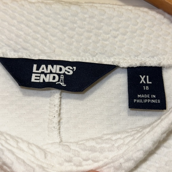 Lands End XL white waffle texture tunic. - Picture 2 of 4